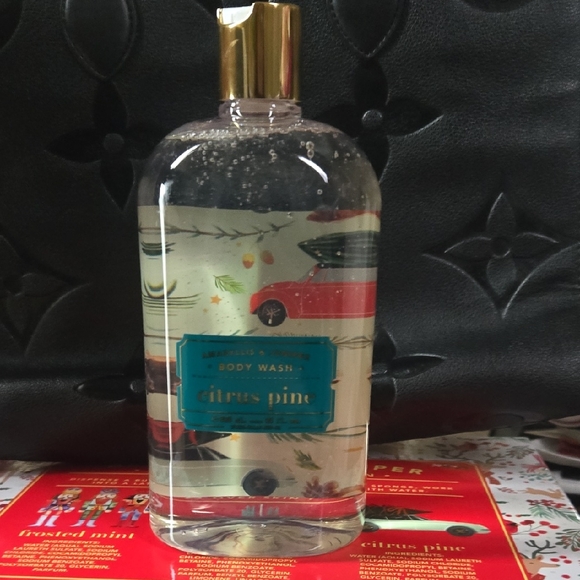 Amaryllis & Juniper Body Wash - CITRUS PINE 828ml/28fl.oz. - Picture 1 of 9
